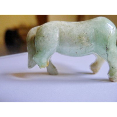 CHINE, CHEVAL EN JADEITE. CHINA, HORSE IN JADEITE