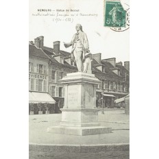 CPA - NEMOURS - Statue De Bezout - Années 1910