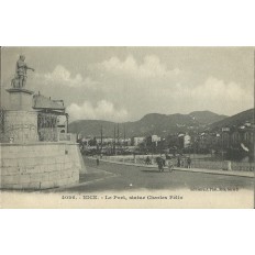 CPA - NICE, LE PORT (Animé), Statue Charles-Félix, vers 1900