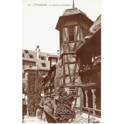 CPA - STRASBOURG - La Cour Du Corbeau - Années 1940