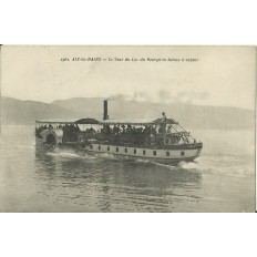 CPA: AIX-LES-BAINS, LE TOUR DU LAC DU BOURGET EN BATEAU. vers 1900.