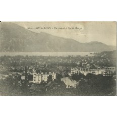 CPA: AIX-LES-BAINS. VUE GENERALE ET LAC DU BOURGET. Années 1910.