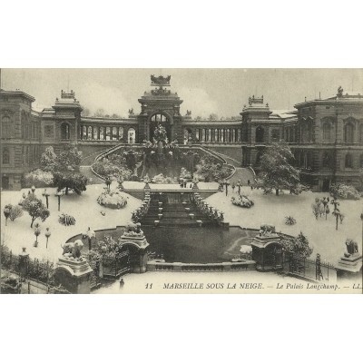 CPA: MARSEILLE SOUS LA NEIGE (PALAIS LONGCHAMP), ANNEES 1910.