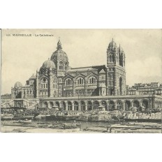 CPA: MARSEILLE, ACTIVITE DEVANT LA CATHEDRALE, LE STOCKAGE. ANNEES 1900