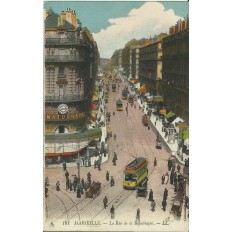 CPA: MARSEILLE, CINEMA DE LA RUE REPUBLIQUE ,COULEURS, vers 1900.