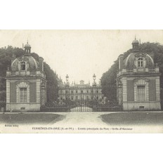 CPA - FERRIERES EN BRIE - Entrée Principale Du Parc - Années 1910