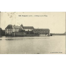 CPA: PAIMPONT.L'Abbaye vue de l'Etang. Années 1910.