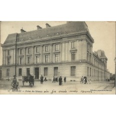 CPA: RENNES. Palais des Sciences. Années 1900.