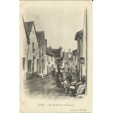 CPA: VITRE. Rue du Rachapt (Tricoteuses). Années 1900.