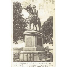 CPA - MONTEREAU - La Statue De Napoléon 1er - Années 1930