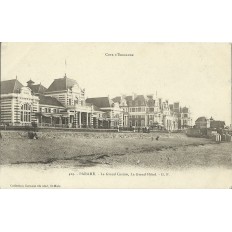 CPA: PARAME. LE GRAND CASINO, LE GRAND HOTEL. vers 1900