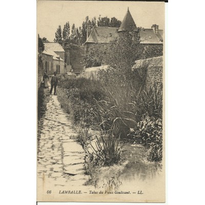 CPA: LAMBALLE, Talus du Vieux Gouessant, vers 1910