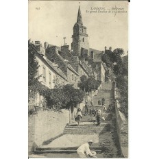 CPA: LANNION, Brélévenez, le Grand Escalier, vers 1900