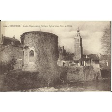 CPA: QUIMPERLE, Pigeonnier de l'Abbaye, Eglise Ste-Croix, vers 1910