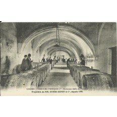 CPA: COGNAC,CHATEAU François 1er, Ancienne Salle des Gardes, vers 1910