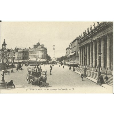 CPA: BORDEAUX, LA PLACE DE LA COMEDIE, vers 1900