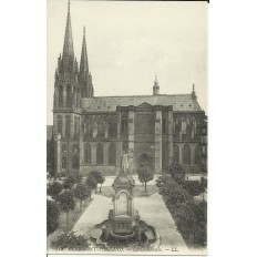 CPA: CLERMONT-FERRAND, la Cathédrale, vers 1900