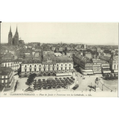 CPA: CLERMONT-FERRAND, Place de Jaude & Panorama, vers 1900