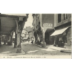 CPA: DINAN, BOUTIQUES DE LA RUE DES CORDELIERS, 1900