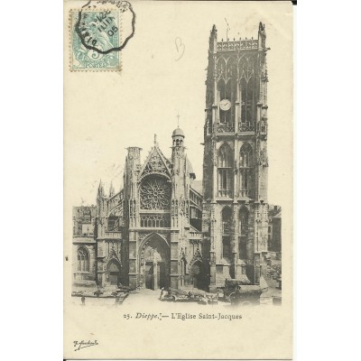 CPA: DIEPPE, l'Eglise Saint-Jacques, Etal de marchande, vers 1900