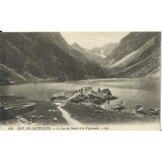 CPA: CAUTERETS (environs),Le Lac de Gaube et le Vignemale, vers 1900