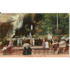 CPA: LOURDES,La Grotte, vers 1910