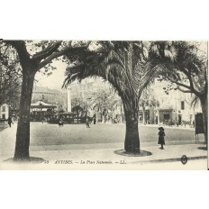 CPA: ANTIBES, la Place Nationale, Années 1900