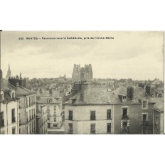 CPA: NANTES, Panorama vers la Cathedrale, pris de l'Arche-Sèche, vers 1910