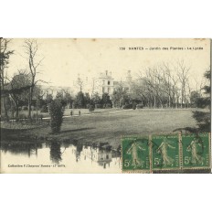 CPA: NANTES, Jardin des Plantes-le Lycée, vers 1900