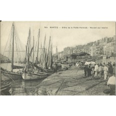 CPA: NANTES, Marché aux Moules, Grève de la Petite-Hollande, années 1900