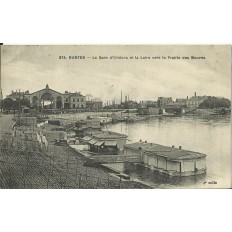 CPA: NANTES, la Gare d'Orléans et la Loire vers la Prairie des Mauves, vers 1920