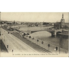 CPA: NANTES, Quai de Richebourg et Quartier de l'Usine Lefèvre-Utile, vers 1920