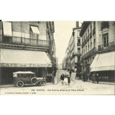 CPA: NANTES, Rue Racine, prise de la Place Graslin, vers 1910.