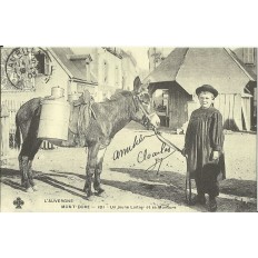 CPA: (REPRO) MONT-DORE, un Jeune Laitier & sa monture, vers 1900.
