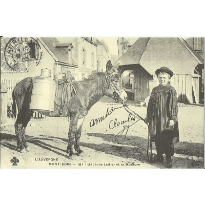 CPA: (REPRO) MONT-DORE, un Jeune Laitier & sa monture, vers 1900.
