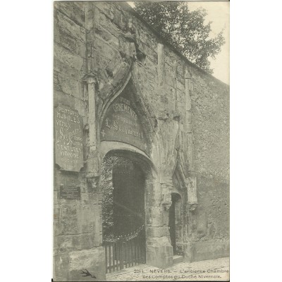 CPA: NEVERS, l'Ancienne Chambre des Comptes du Duché Nivernois, vers 1910