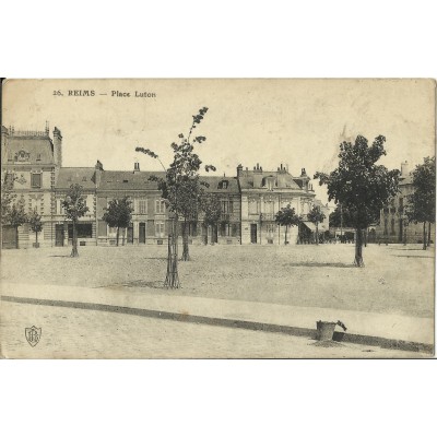 CPA - REIMS, Place Luton, vers 1910.