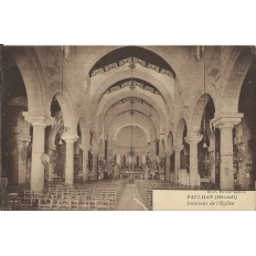 CPA: PAULHAN, Intérieur de l'Eglise, vers 1920