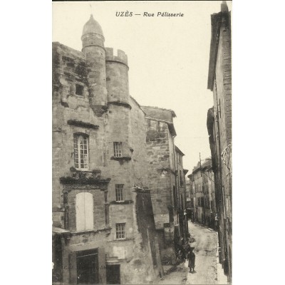 CPA: UZES, Rue Pélisserie, Années 1910.