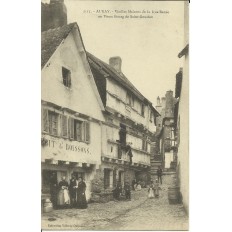 CPA: AURAY, Vieilles Maisons de la rue Renée (St-Goustan), vers 1910