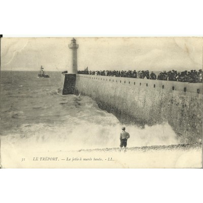 CPA: LE TREPORT, La Jetée à Marée Haute, vers 1900.