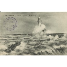 CPA: LE TREPORT, Tempete d'Equinoxe, un Sauvetage vers 1910
