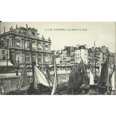 CPA: LE HAVRE, Le Musée et le Quai, Années 1910
