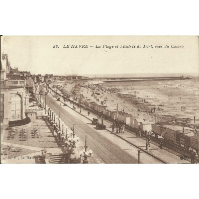 CPA: LE HAVRE, Plage, Entrée du Port, années 1920