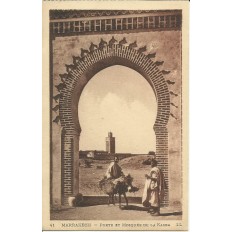 *CPA MAROC, ANNEES 1910, MARRAKECH, PORTE ET MOSQUEE DE LA KASBA.