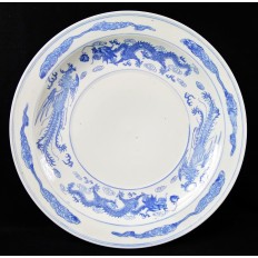 CHINE, GRAND PLAT BLANC/BLEU, PORCELAINE. CHINA, PORCELAIN DISH.