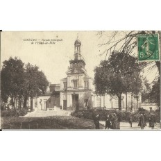 CPA: COGNAC, L'HOTEL de VILLE (Façade Principale), Animée, vers 1910