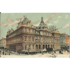 CPA: LYON, Le Palais de la Bourse, vers 1910.