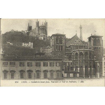 CPA: LYON, Cathédrale Sain-Jean, Fourvière et Tour de Fourvière, années 1910