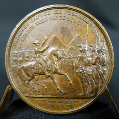 MEDAILLE CUIVRE, A.BOVY sc. BONAPARTE en EGYPTE, 1798.